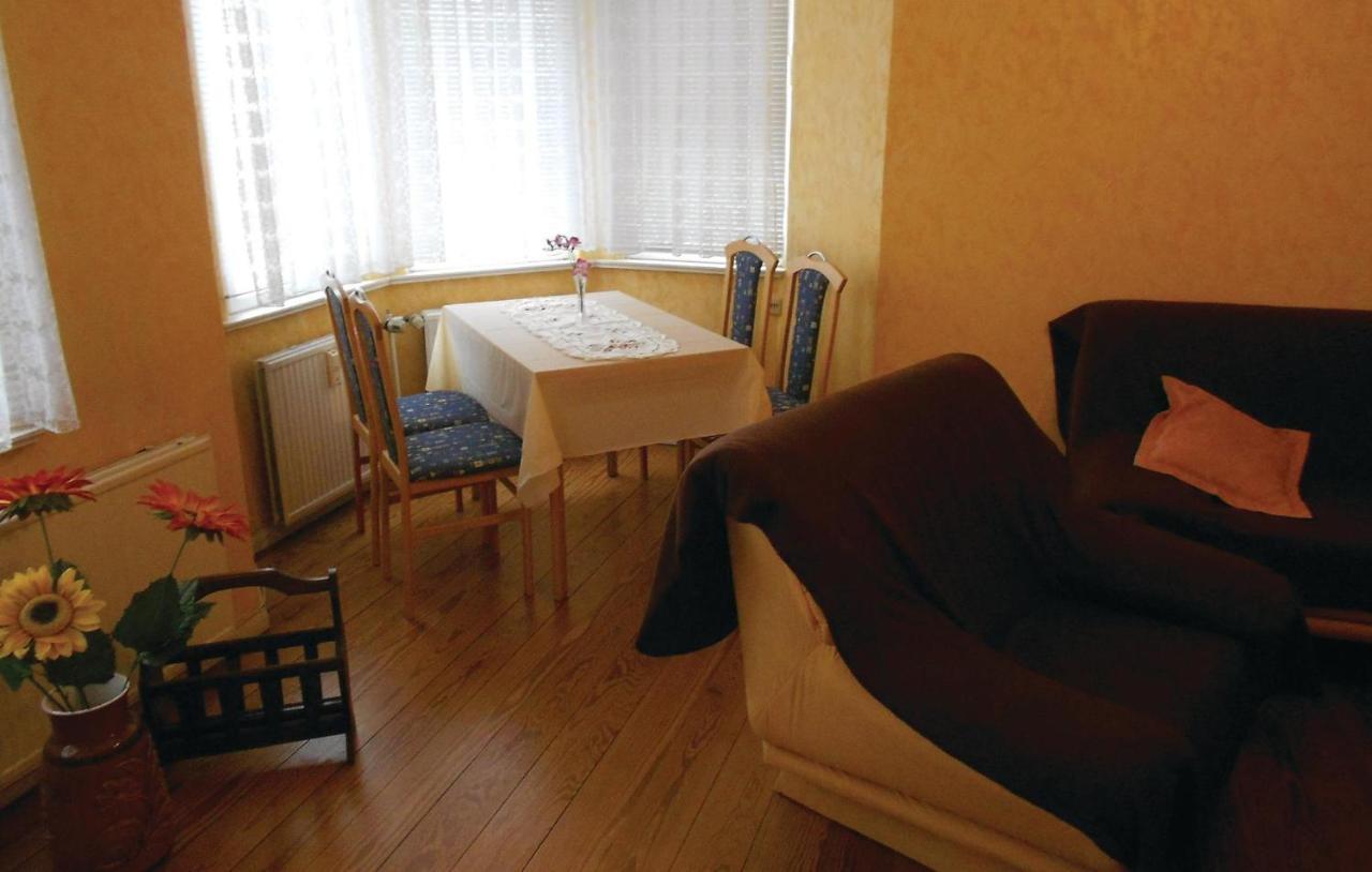 Lovely Apartment In Waren-Mueritz With Kitchen 外观 照片