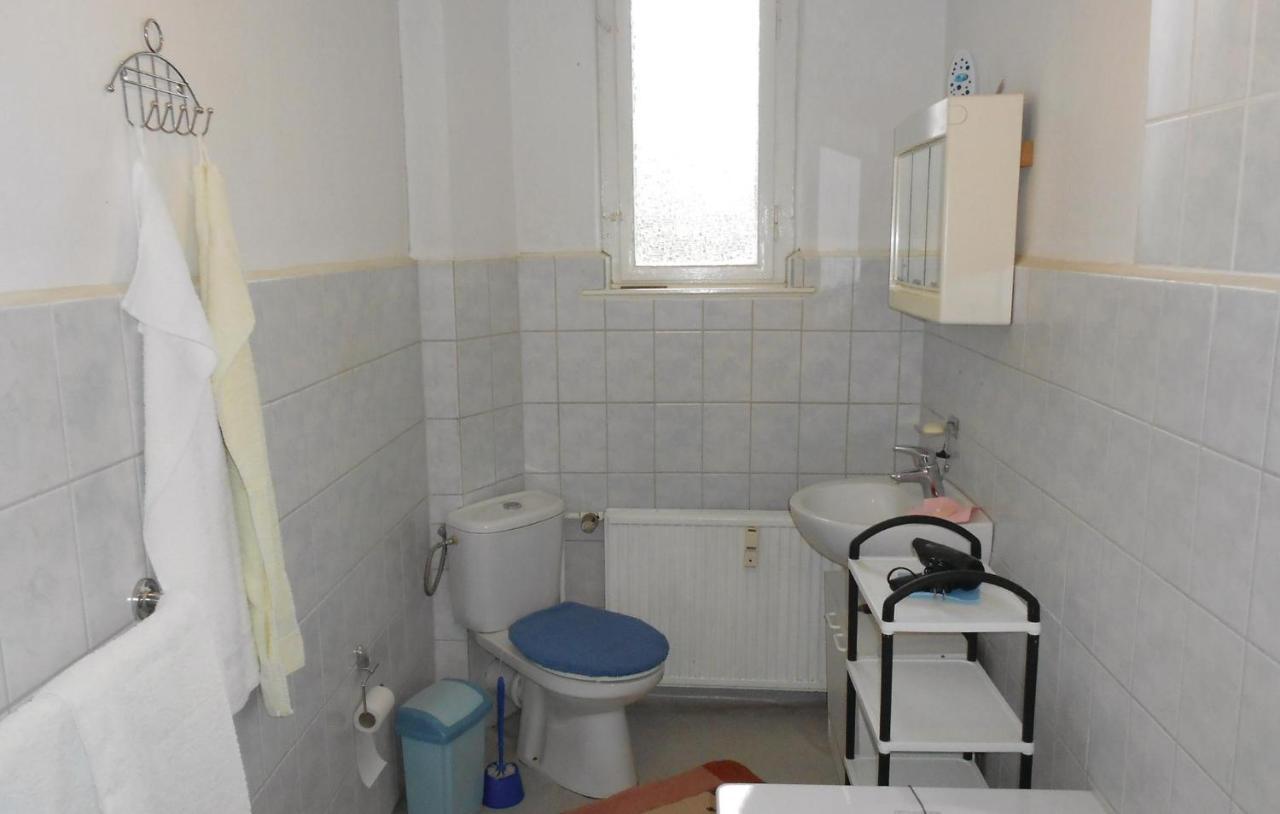 Lovely Apartment In Waren-Mueritz With Kitchen 外观 照片